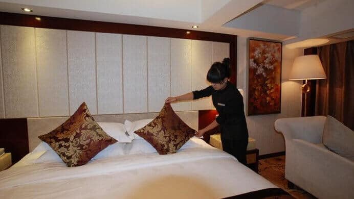 Hotel Housekeeping: Comprehensive and Professional Guidance 6
