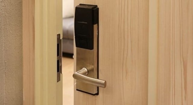 Old Hotel Door Lock Upgrading and Replacement Solutions 5